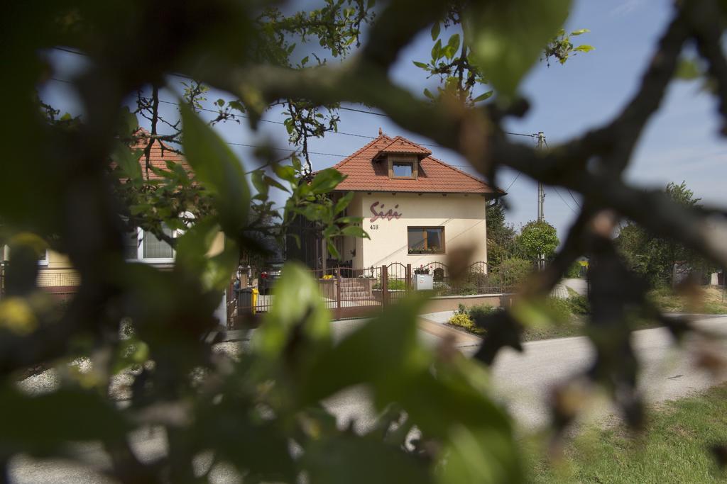 Rekreacny Dom Sisi Hotel Bellegszencse Kültér fotó